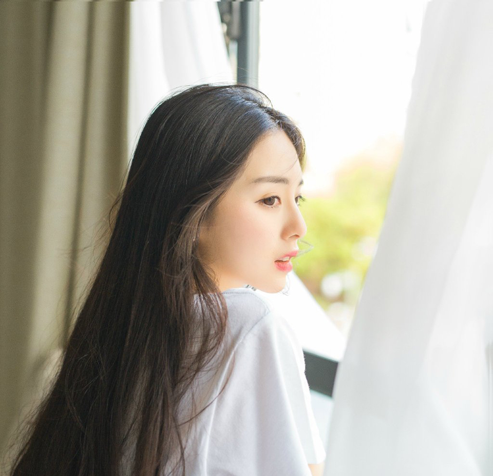 “也就是说……”魏延一脸恍然的看向庞统。